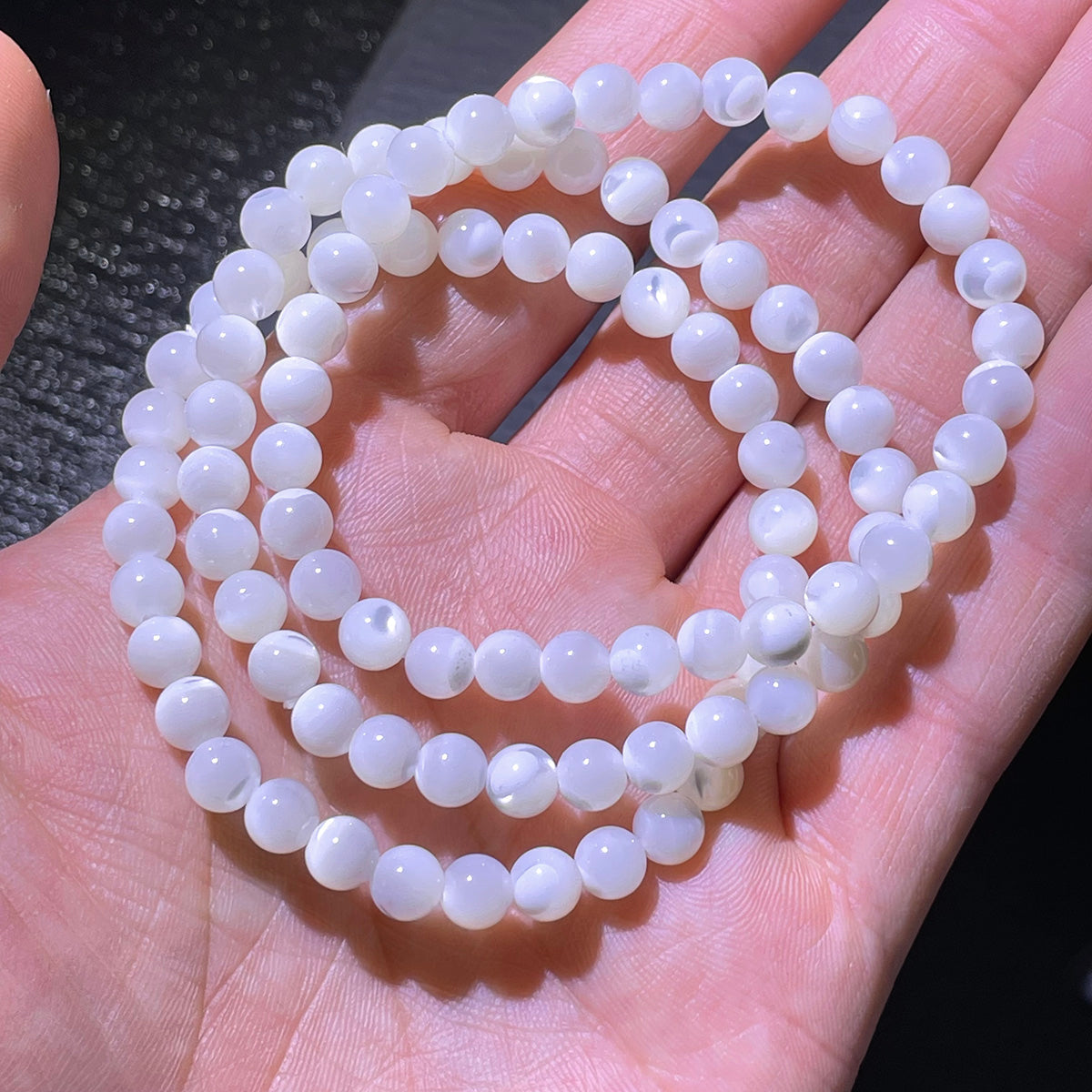 White Shell Stone Bead Bracelet 8mm