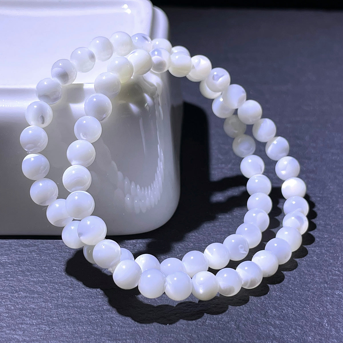 White Shell Stone Bead Bracelet 8mm