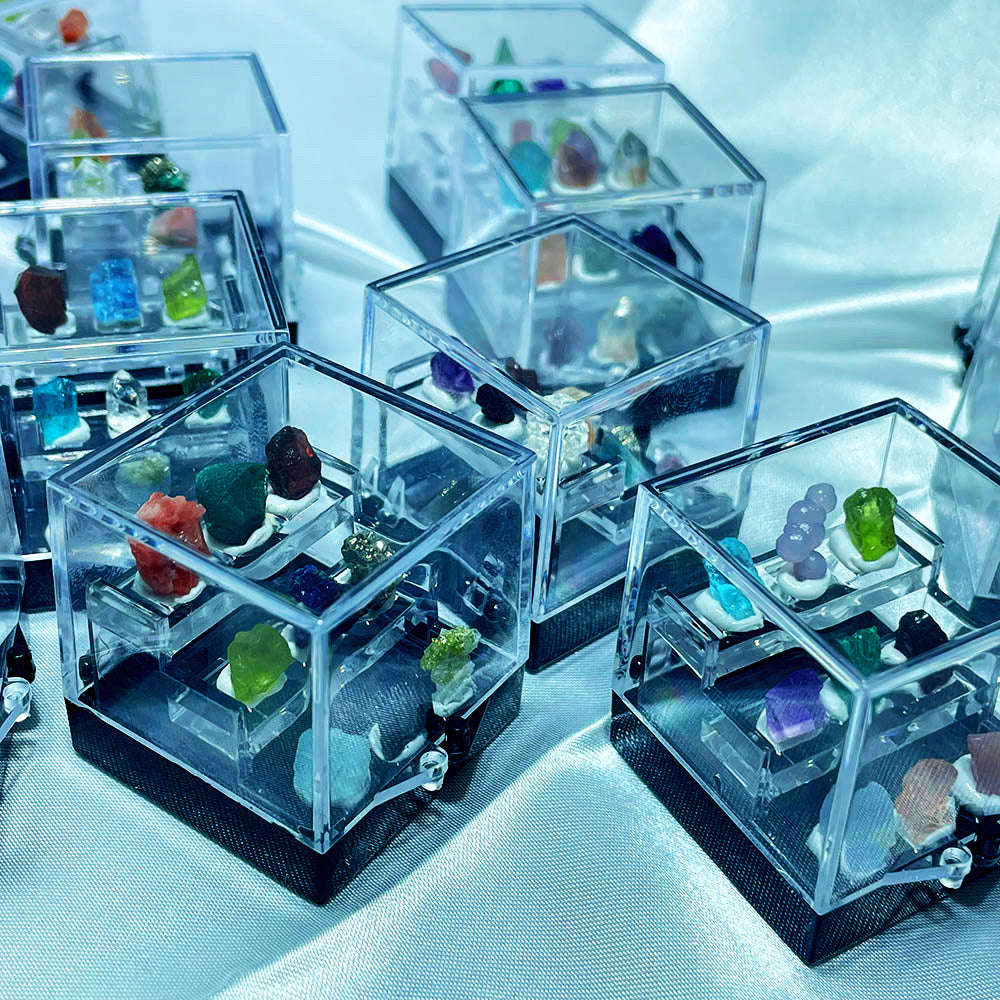 A World of Wonder: Miniature Mineral & Crystal Collection Box