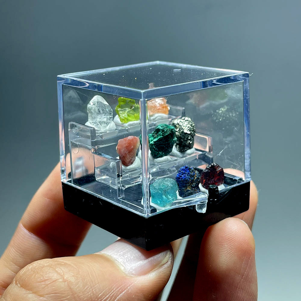 A World of Wonder: Miniature Mineral & Crystal Collection Box