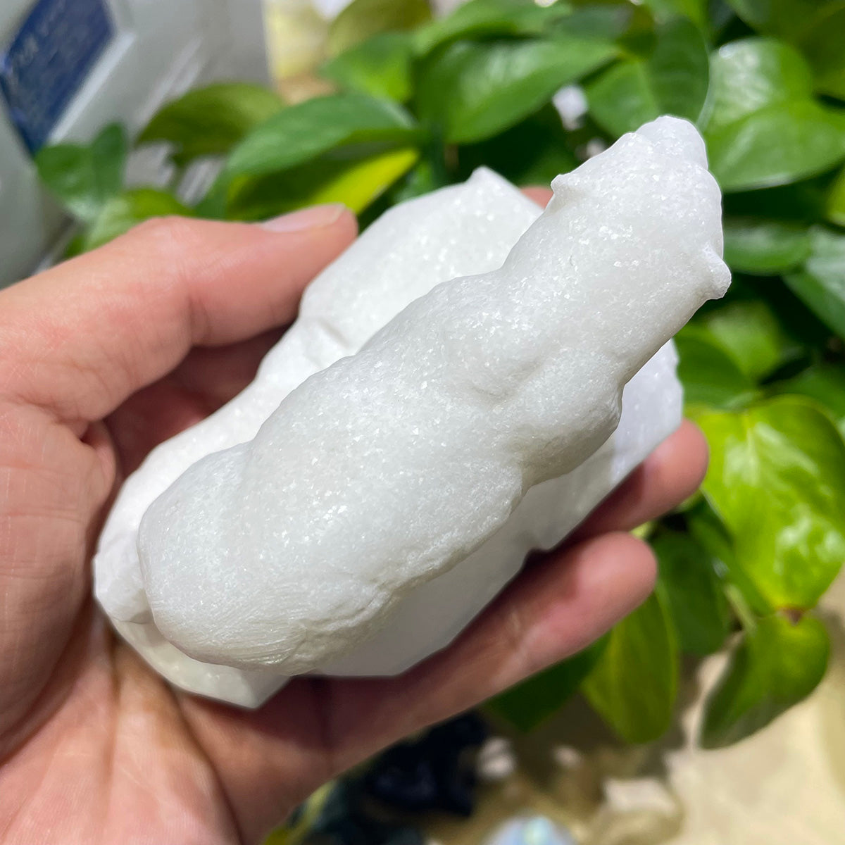 White Marble Polar Bear Natural Crystals Figurine in Decor Handcraft Healing Stone