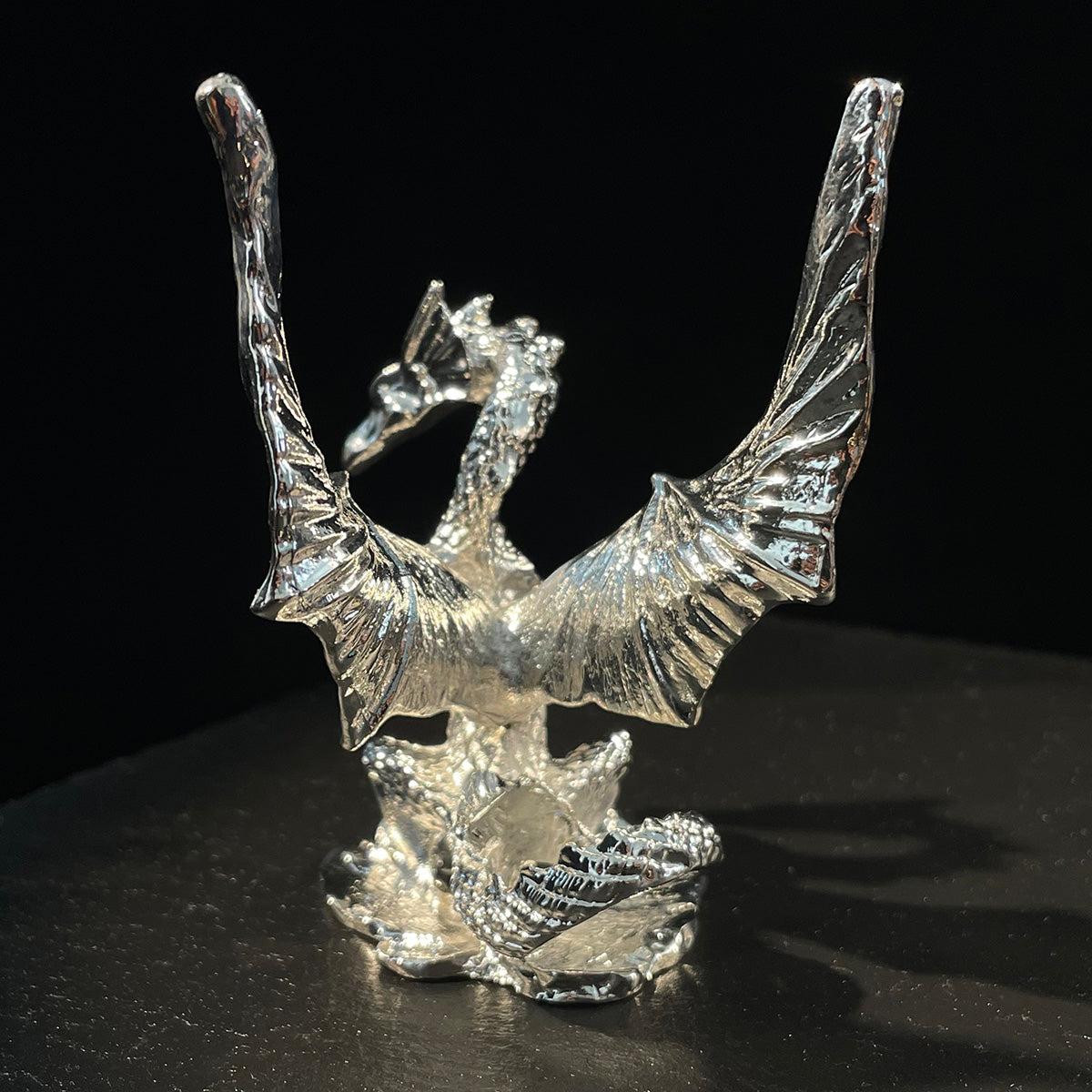 Silver Sheen Alloy Dragon Sphere Stand Ball Holder