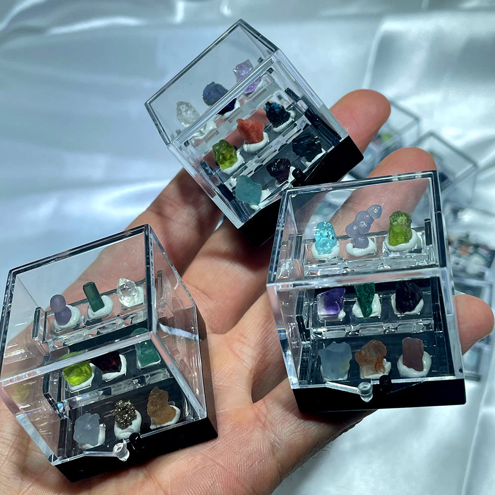 A World of Wonder: Miniature Mineral & Crystal Collection Box