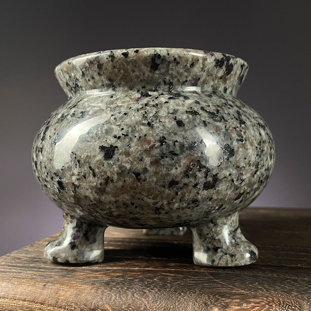 Large UV Reactive Yooperlite Crystal Cauldron - Glowing Magma Altar Bowl (1.1kg)