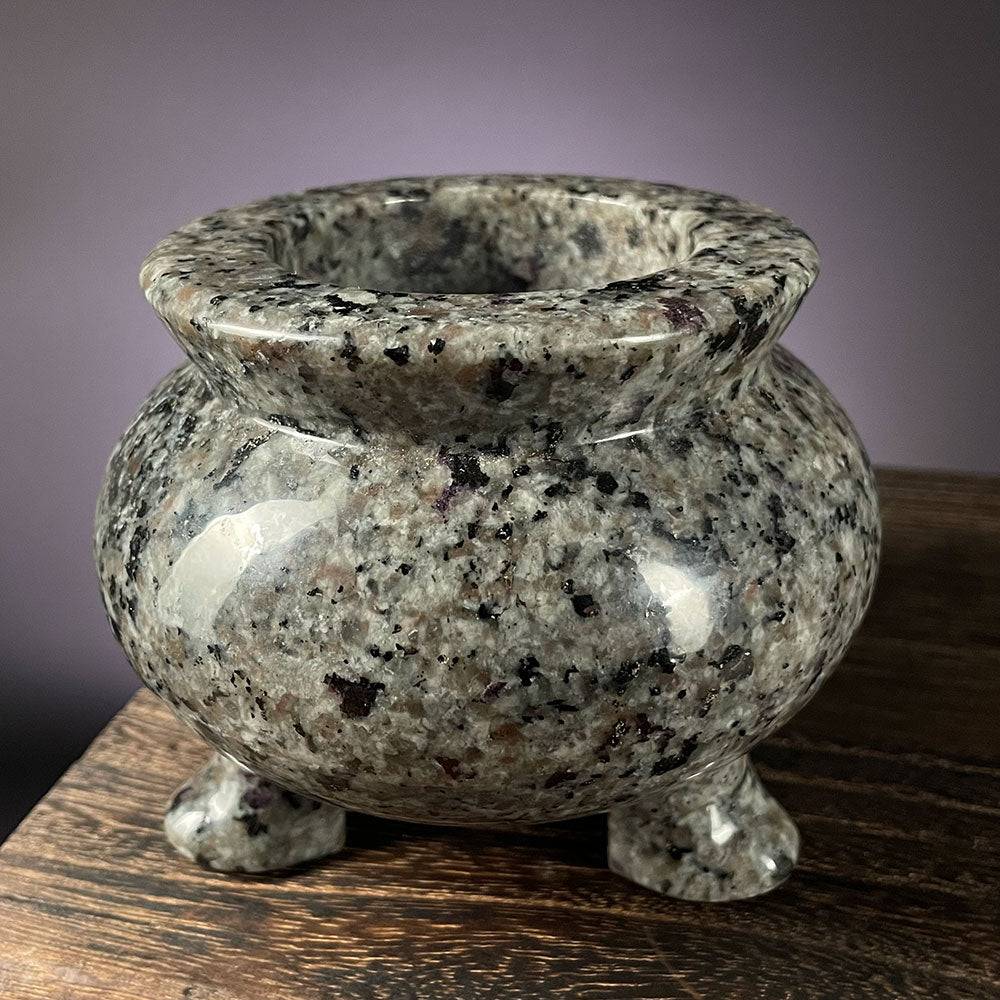 Large UV Reactive Yooperlite Crystal Cauldron - Glowing Magma Altar Bowl (1.1kg)