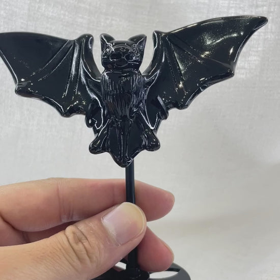 Obsidian bat figurine